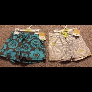 Size 4t NWT Carter’s Shorts